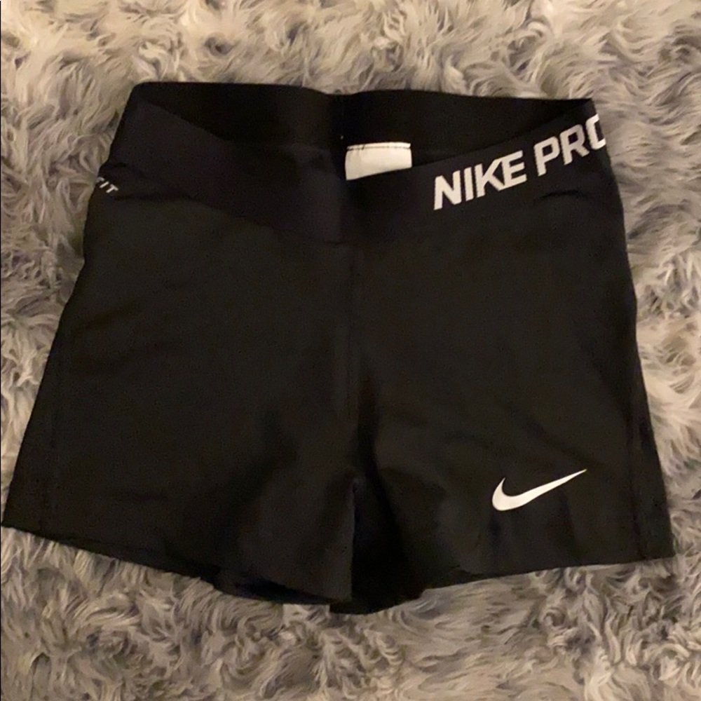 Nike pro, Sri fit running shorts, black small